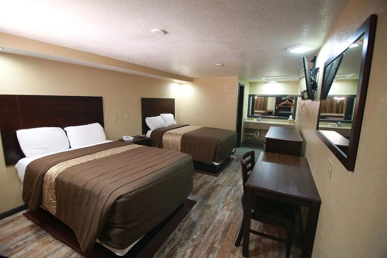 מוטל Memphis Inn